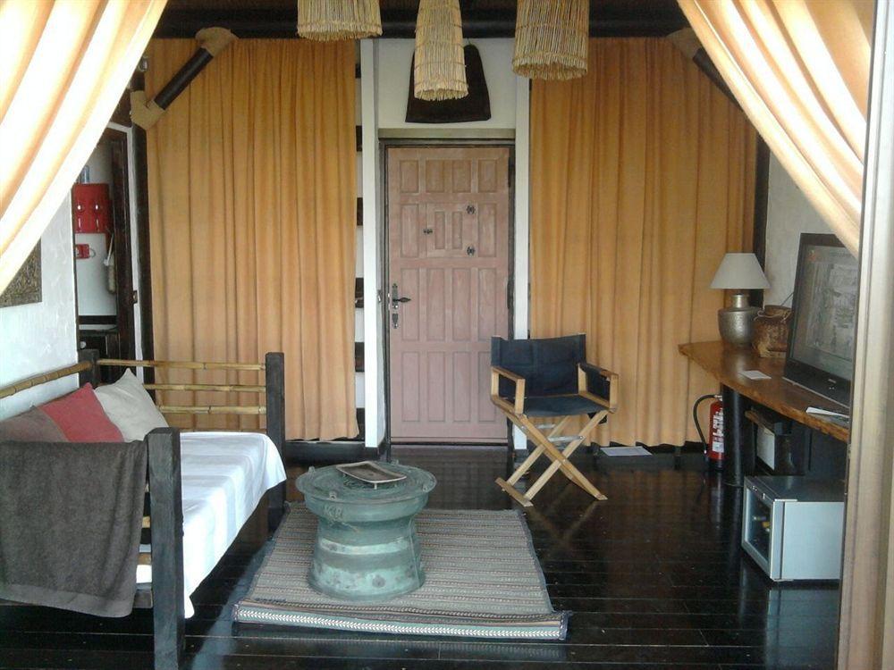 Ddg Retreat Hotel Casares Buitenkant foto