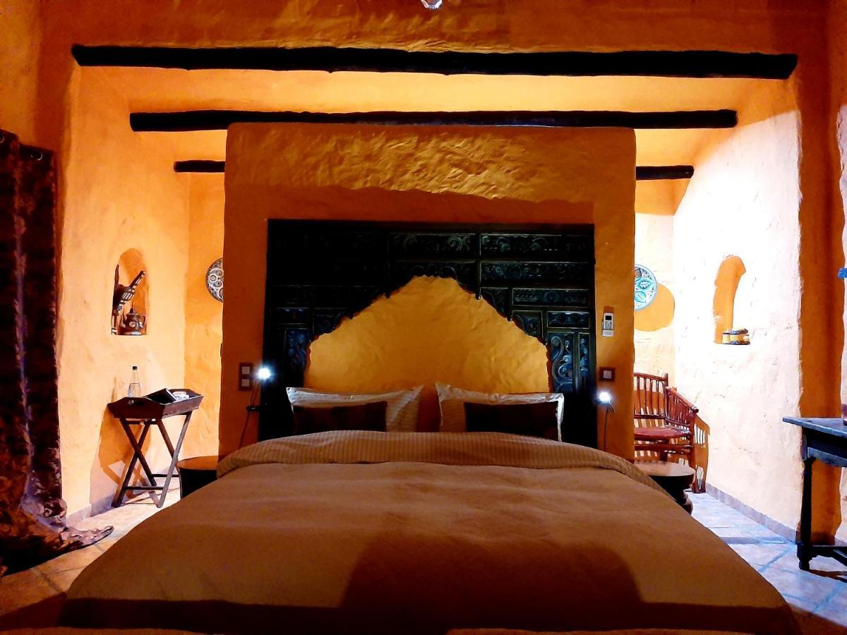 Ddg Retreat Hotel Casares Buitenkant foto